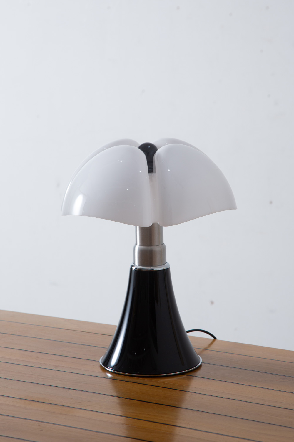 MINI PIPISTRELLO Table Lamp by Gae Aulenti for Martinelli Luce