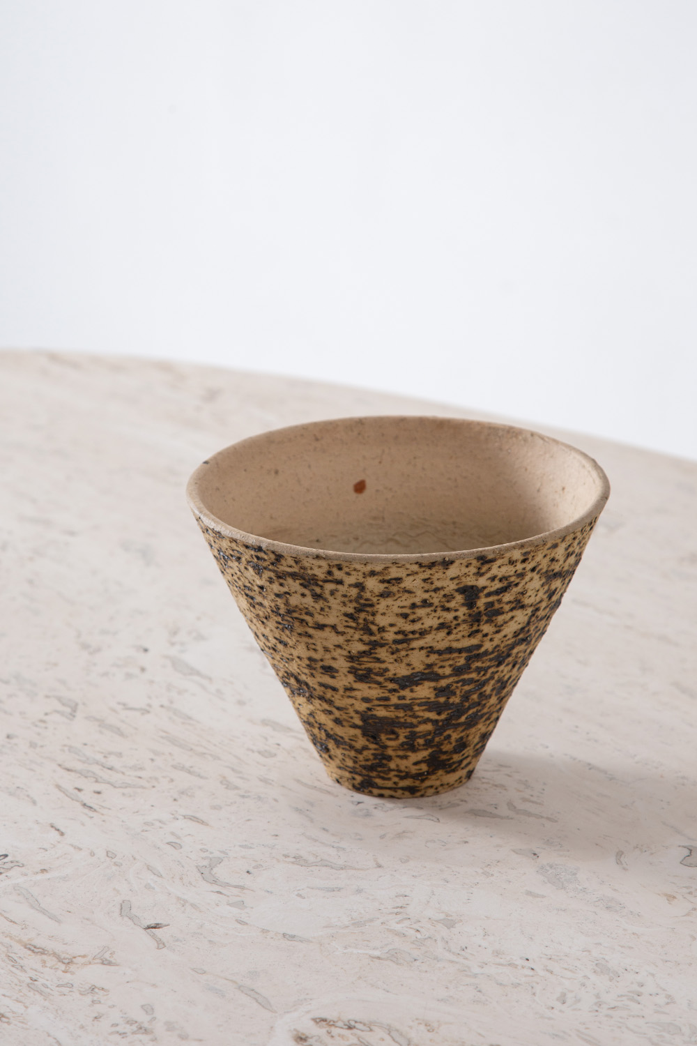 Vintage Bowl in Ceramic