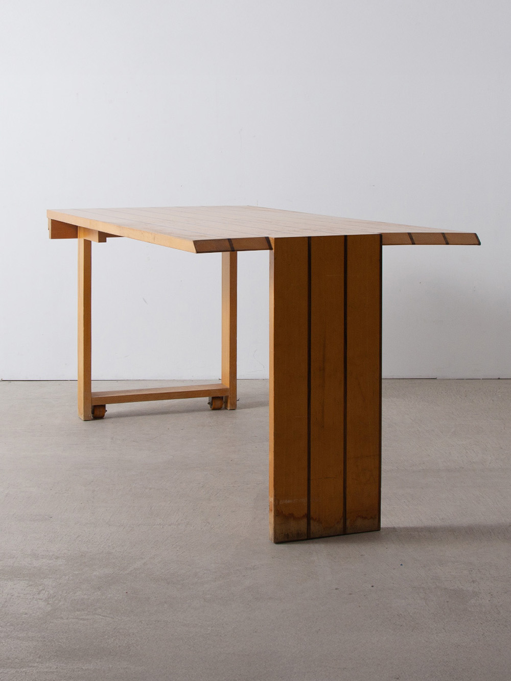 French Vintage Dining Table in Wood