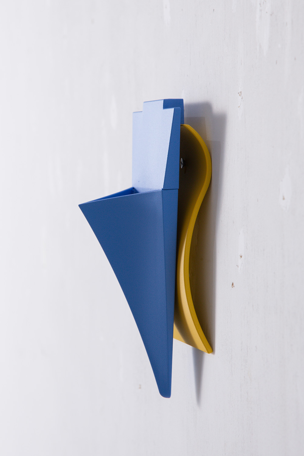 ‘RITRATTO’ Wall Flower Vase by Alessandro Mendini for MaruTomi in Blue , Yellow