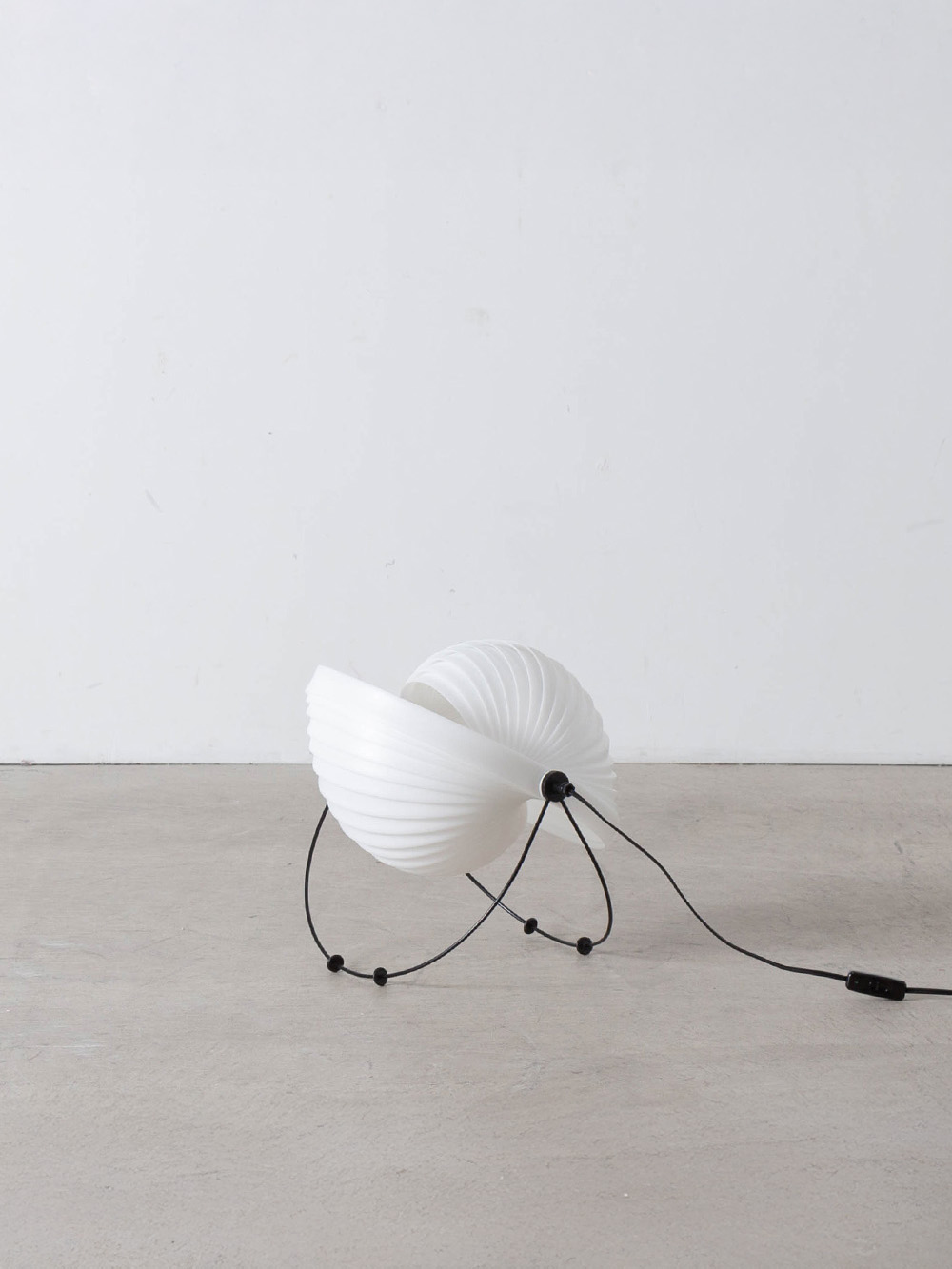 ‘ECLIPSE’ Desk Lamp by Mauricio Klabin for OBJEKTO