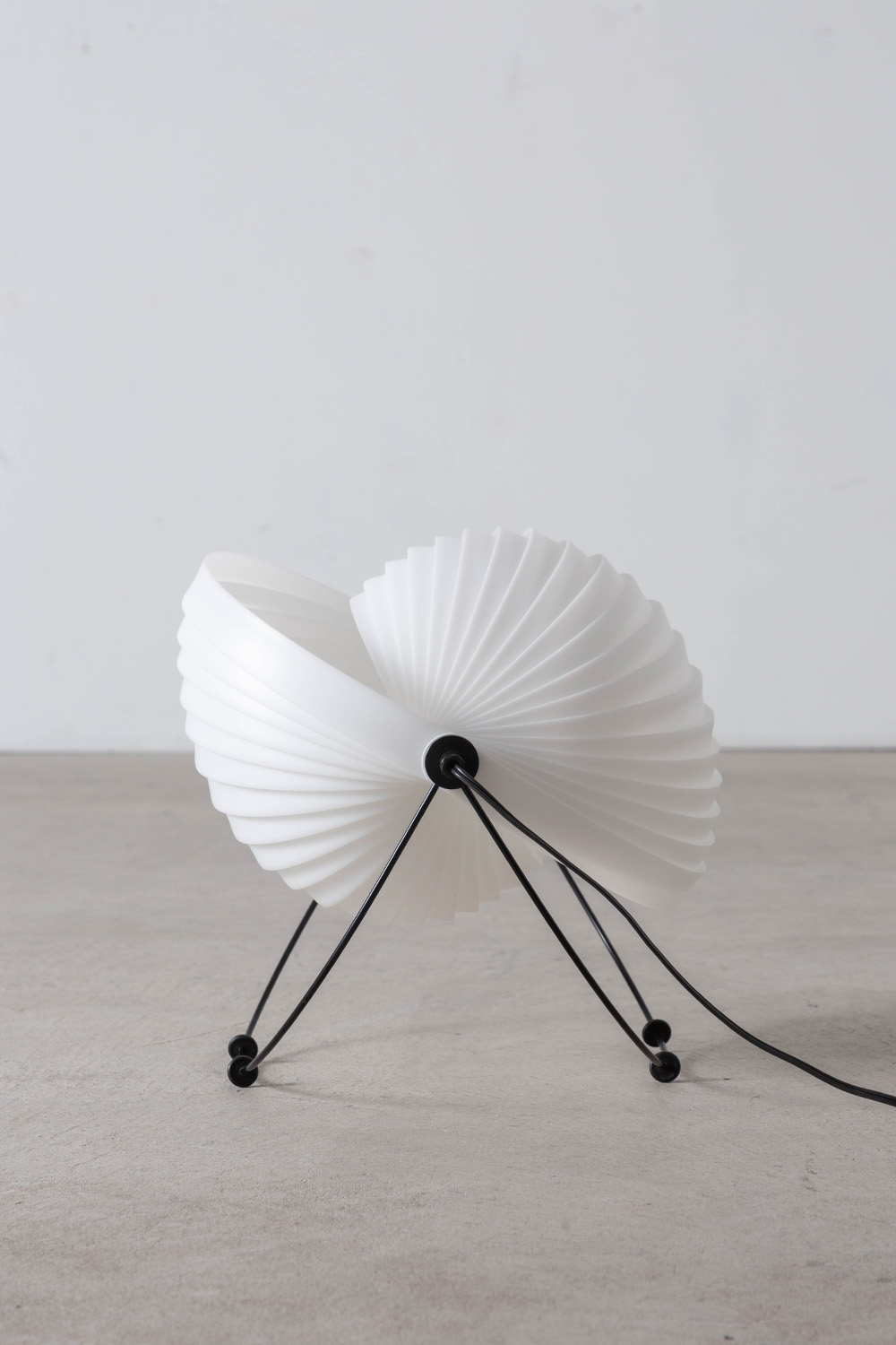 ‘ECLIPSE’ Desk Lamp by Mauricio Klabin for OBJEKTO