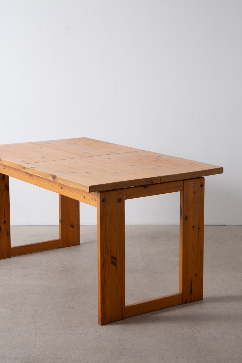 Extension Dining Table in Wood