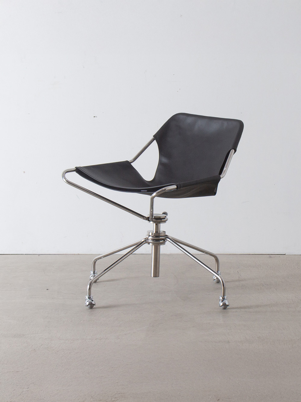 Paulistano Office Chair by Paulo Mendes da Rocha for OBJEKTO in Black
