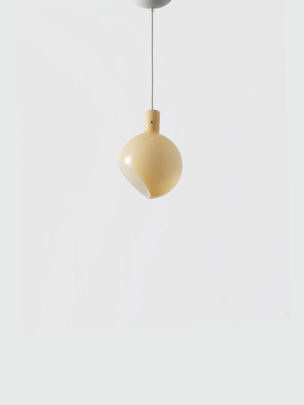 PAROLA Suspension Lamp White by Gae Aulenti & Piero Castiglioni for FontanaArte Amber