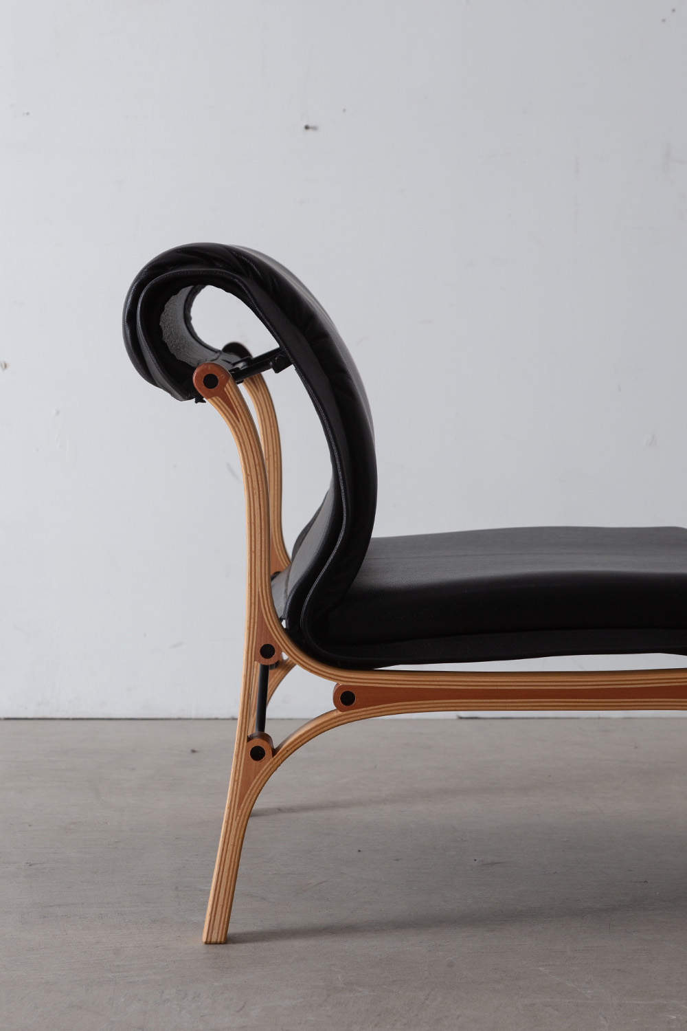 Cristian Valdes,クリスティアン・バルデス,CV Lounge Chair ,OBJEKTO,topso,stoop,清澄白河,アンティークショップ,Antique,Vintage,Interior Design,アンティーク,ビンテージ,ヴィンテージ,家具,雑貨,インテリア,店舗什器,設計,インテリアデザイン,内装,什器,店舗設計,ギャラリー,