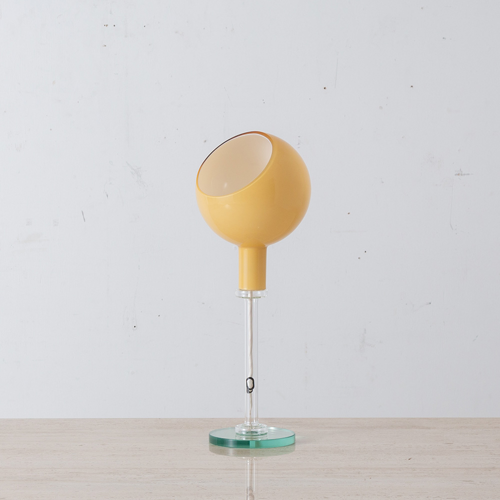 PAROLA Desk Lamp White by Gae Aulenti & Piero Castiglion for Fontana Arte in Black Cord Amber × 