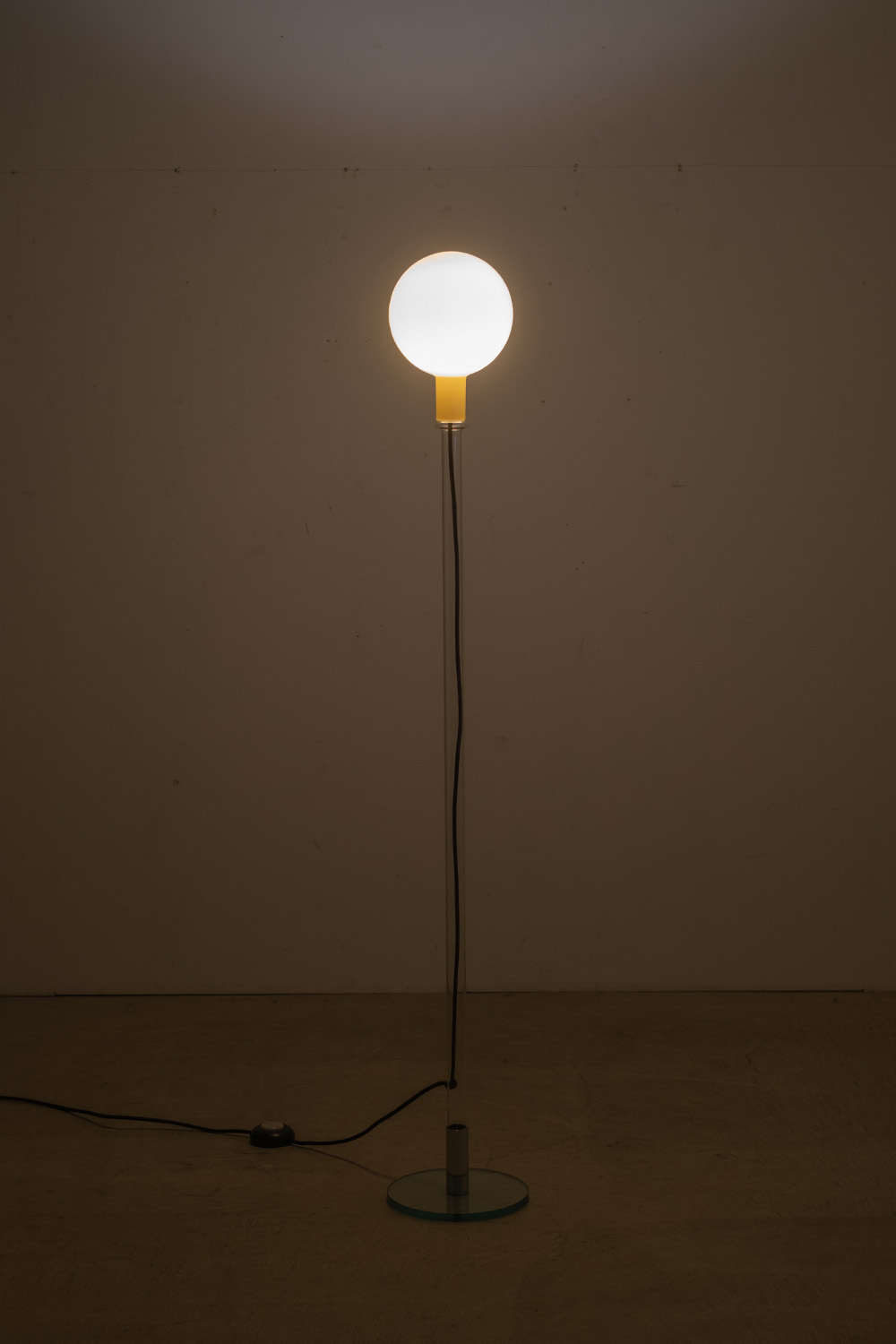 PAROLA Floor Lamp Amber by Gae Aulenti & Piero Castiglion for FontanaArte