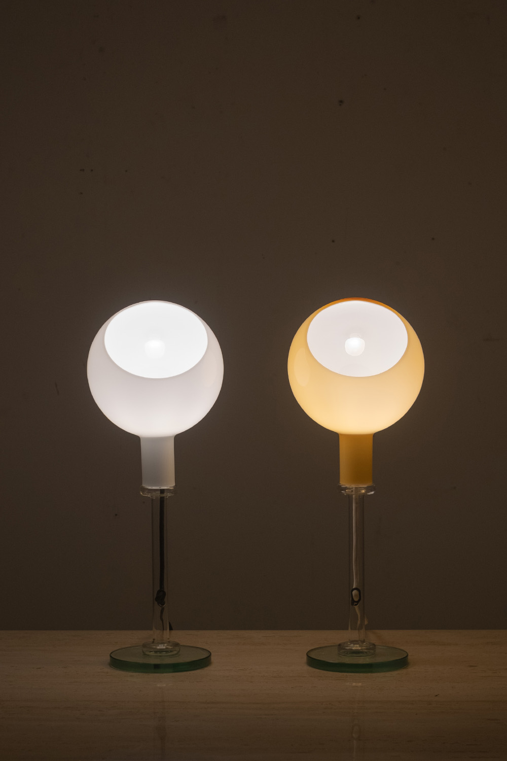 PAROLA Desk Lamp White by Gae Aulenti & Piero Castiglion for FontanaArte