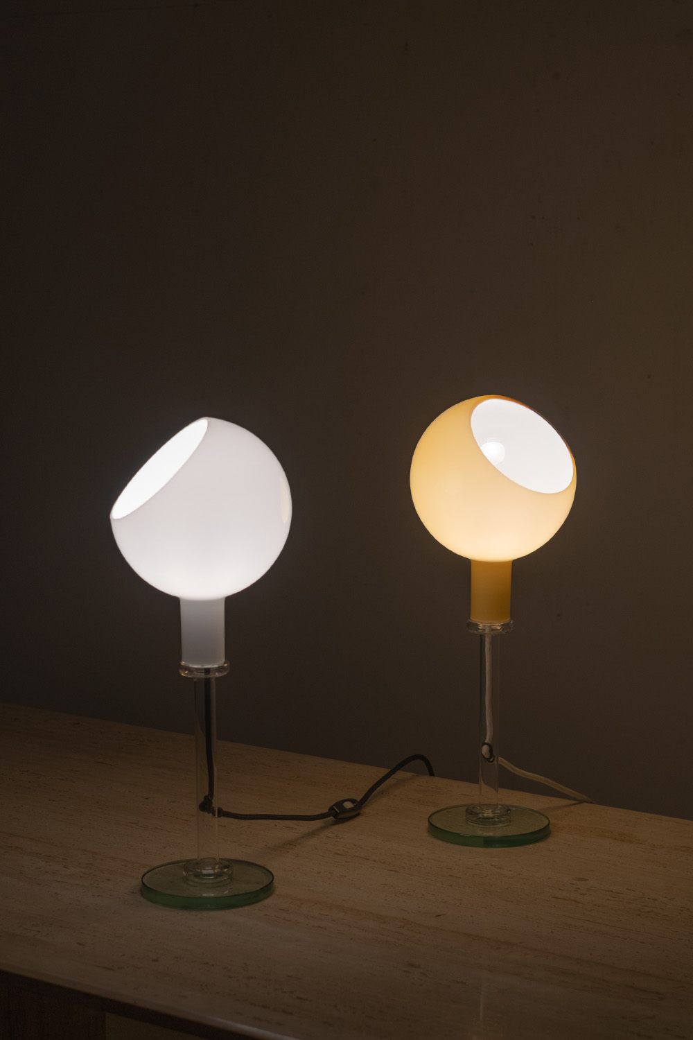 PAROLA Desk Lamp White by Gae Aulenti & Piero Castiglion for FontanaArte