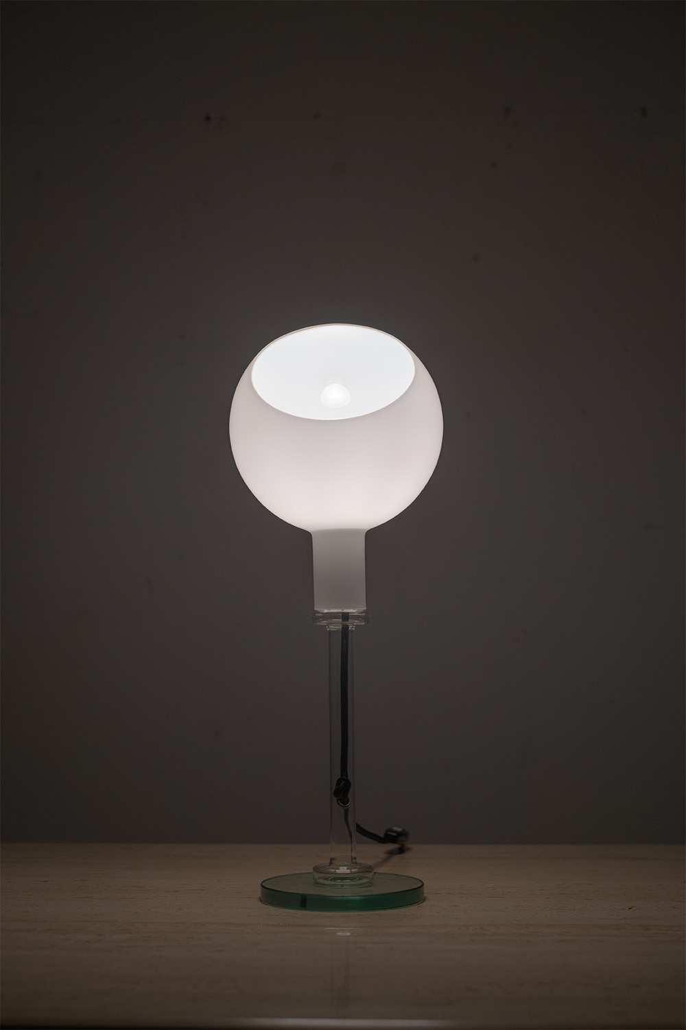 PAROLA Desk Lamp White by Gae Aulenti & Piero Castiglion for FontanaArte