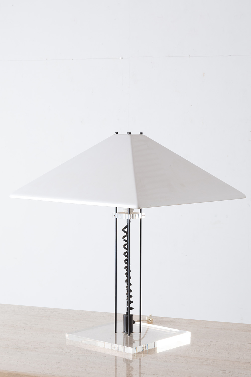 Vintage Table Lamp in Acryl and Metal