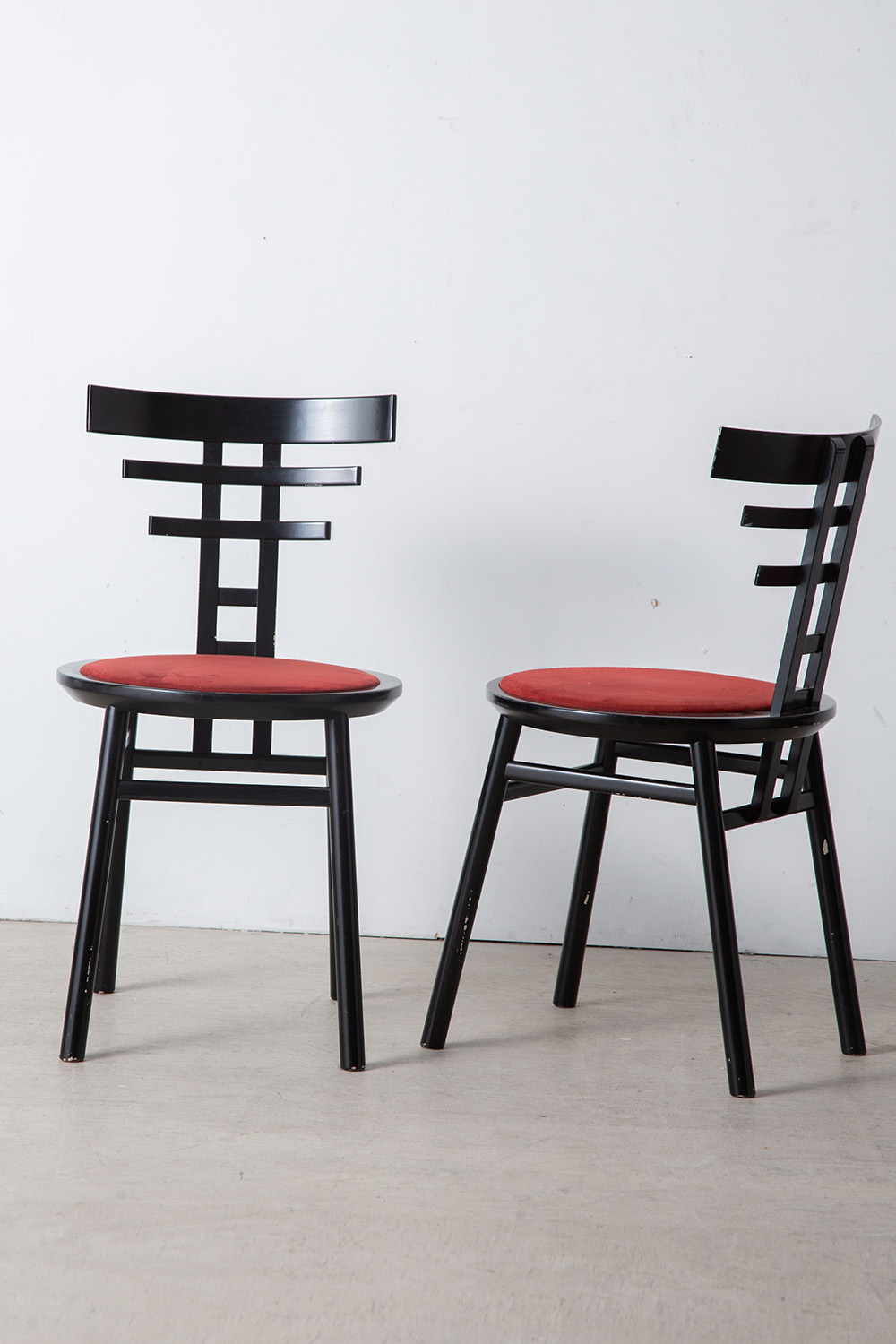 ‘SARI’ Chair by De Pas , D’Urbino and  Lomazzi for Sormani in Black and Red