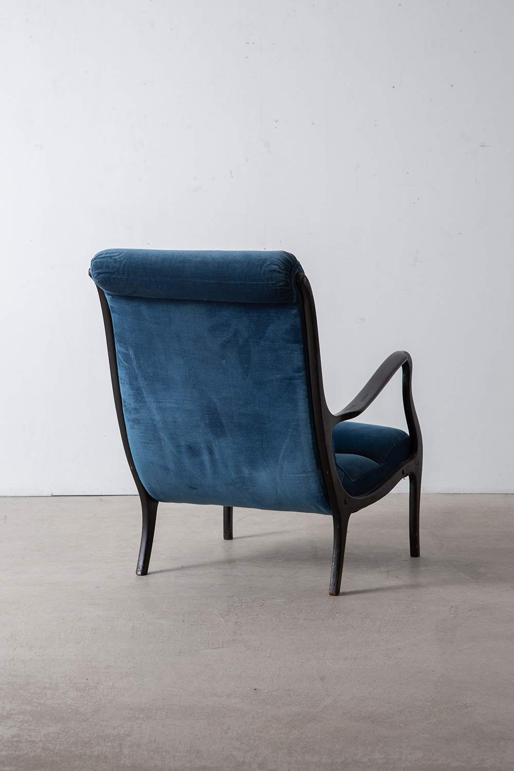 ‘Mitzi’ Chair by Ezio Longhi for Elam in Wood and Blue