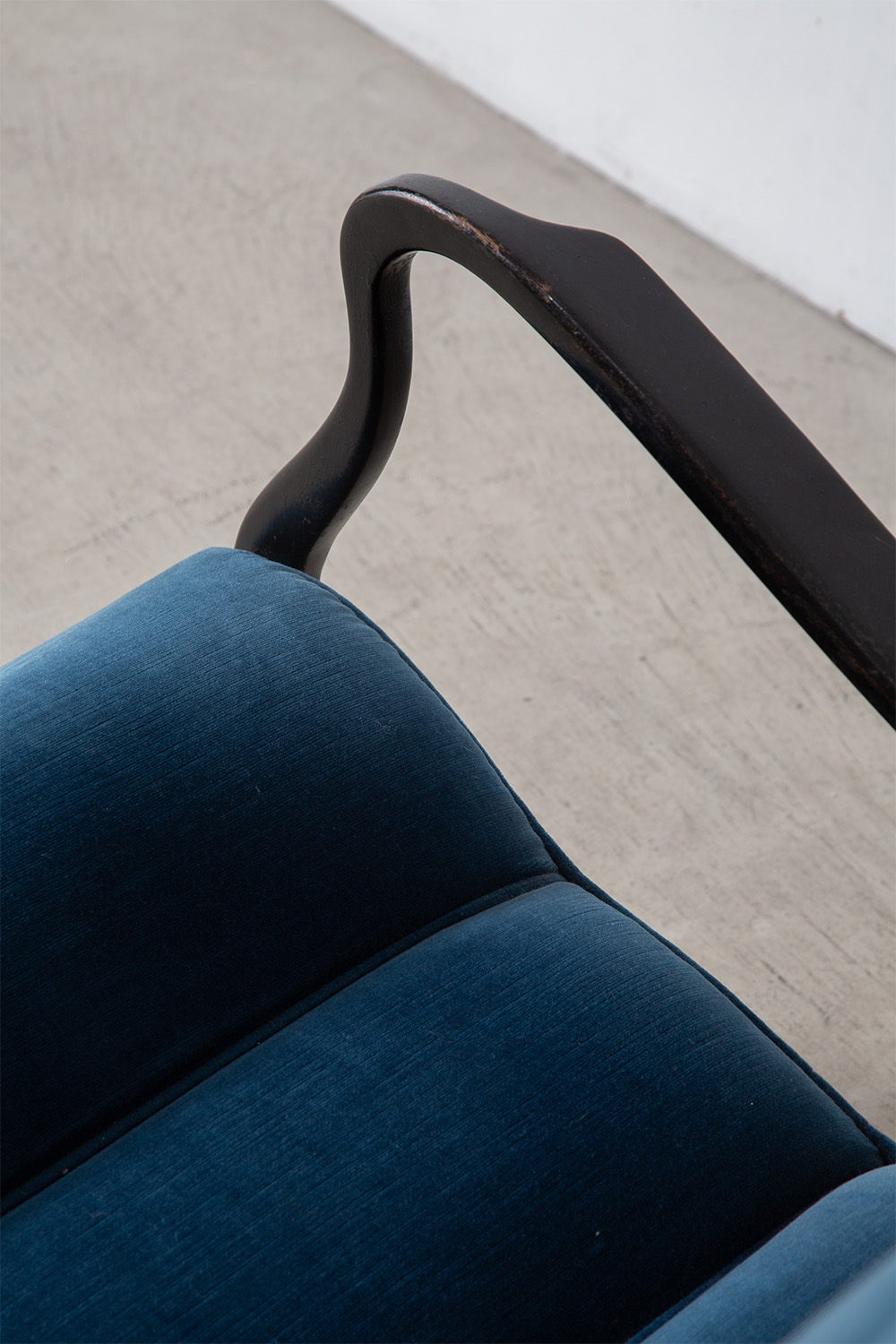 ‘Mitzi’ Chair by Ezio Longhi for Elam in Wood and Blue