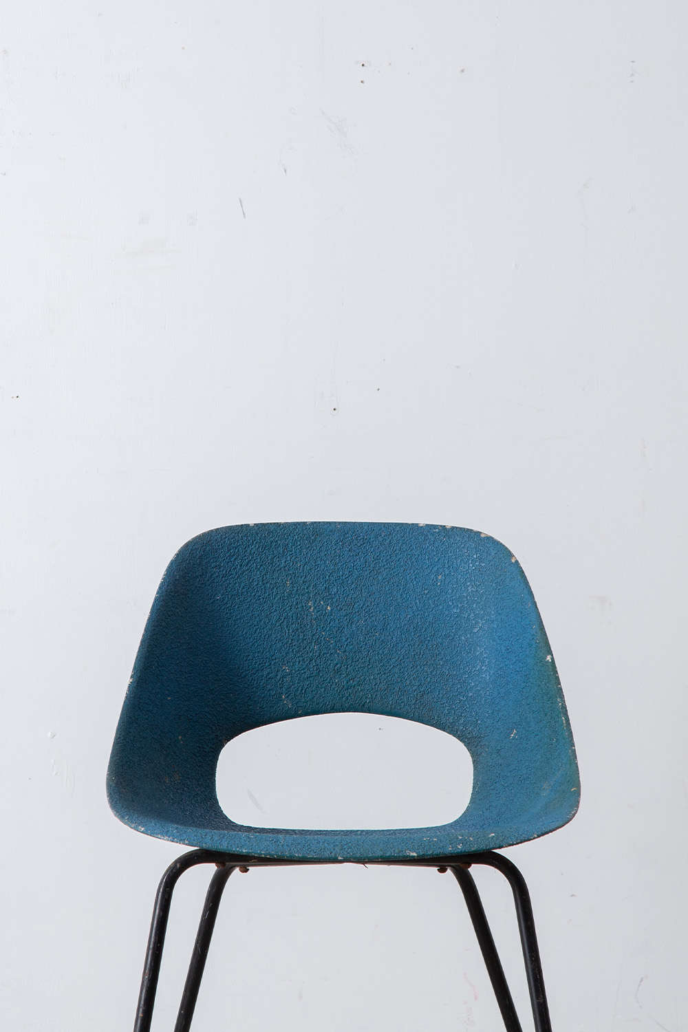 Tulip Chair by Pierre Guariche for Steiner in Bleu , FRP and Steel