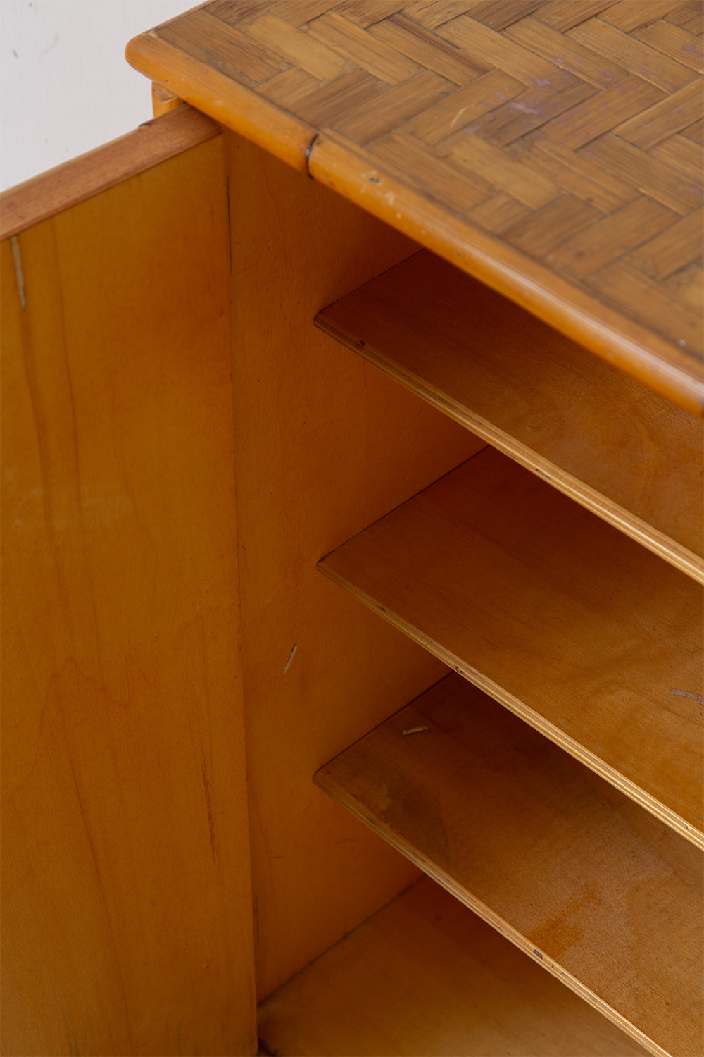 Vintage Shelf in Wood and Bamboo