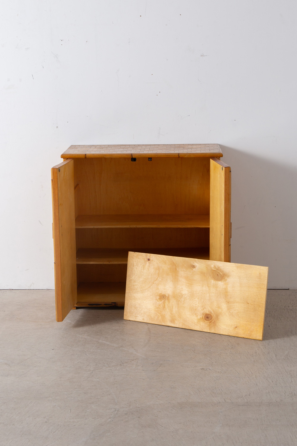 Vintage Shelf in Wood and Bamboo