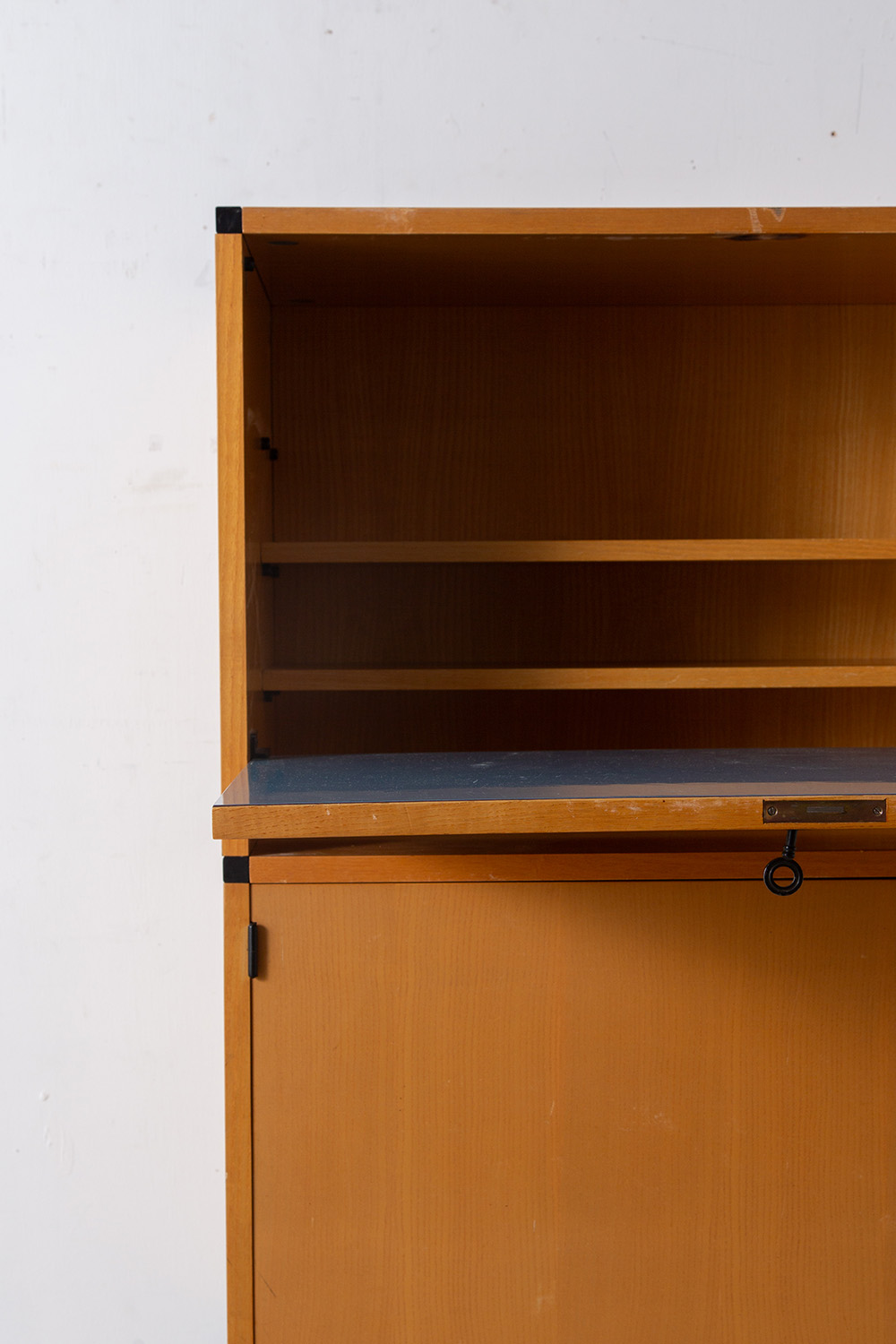 Shelf by A.R.P = Pierre Guariche , Joseph Andre Motte and Michel Mortier for Minvielle in Oak