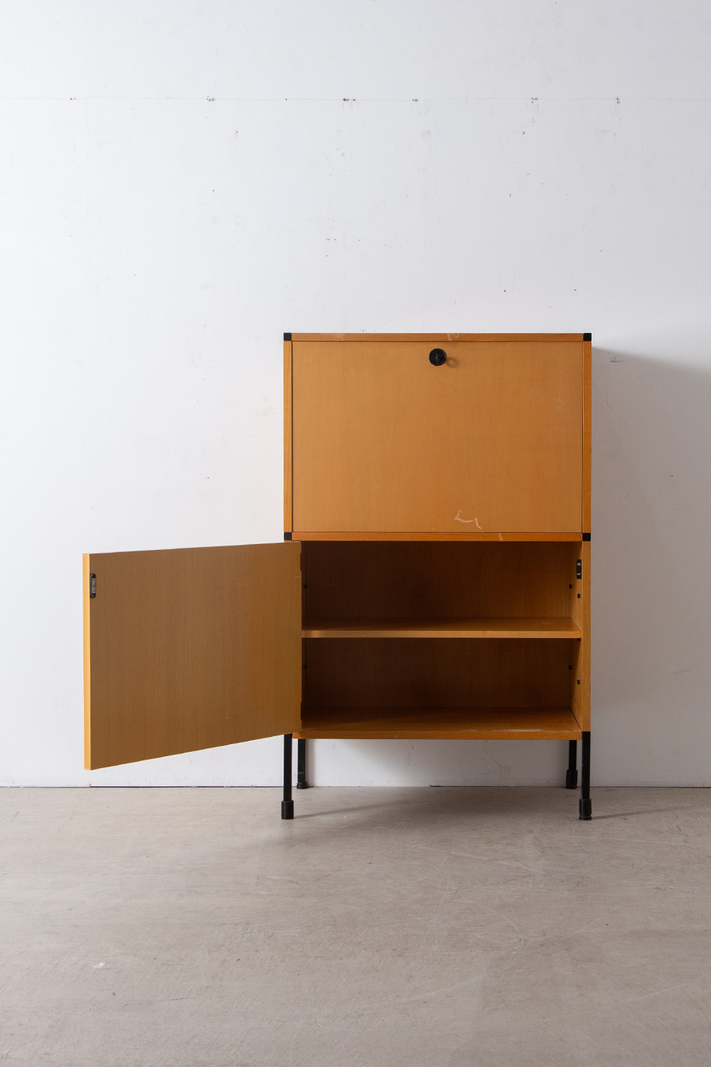 Shelf by A.R.P = Pierre Guariche , Joseph Andre Motte and Michel Mortier for Minvielle in Oak