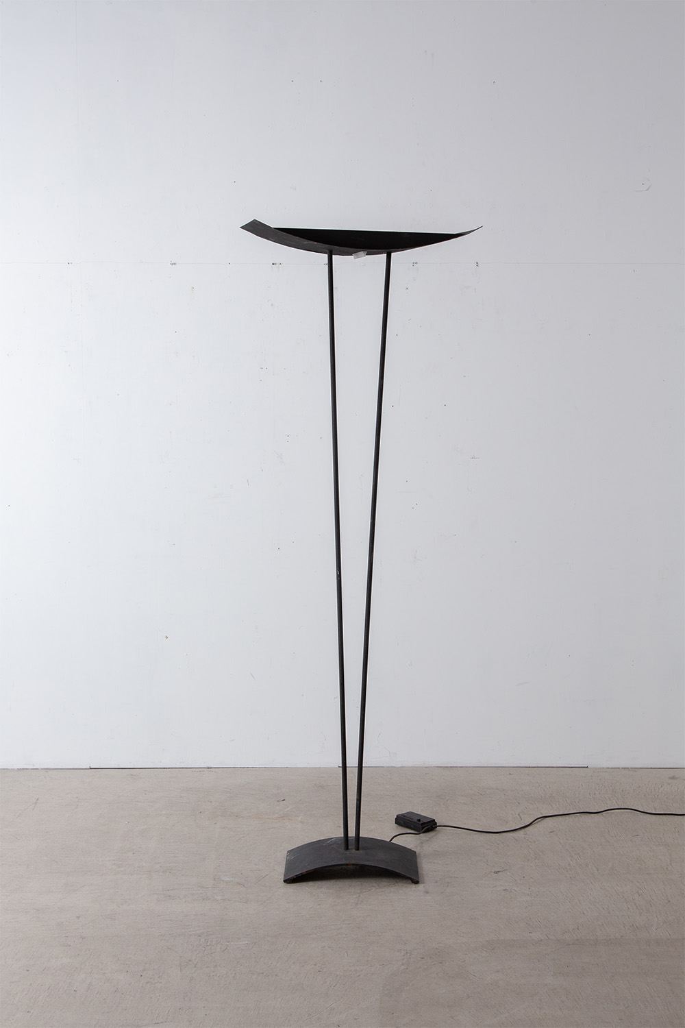 Floor Lamp,フロアランプ,清澄白河,アンティークショップ,Antique,Vintage,Interior Design,アンティーク,ビンテージ,ヴィンテージ,家具,雑貨,インテリア,店舗什器,設計,インテリアデザイン,内装,什器,店舗設計,ギャラリー,ポストモダン,ミニマルポストモダン,イタリア,MINIMAL & POSTMODERN,taly