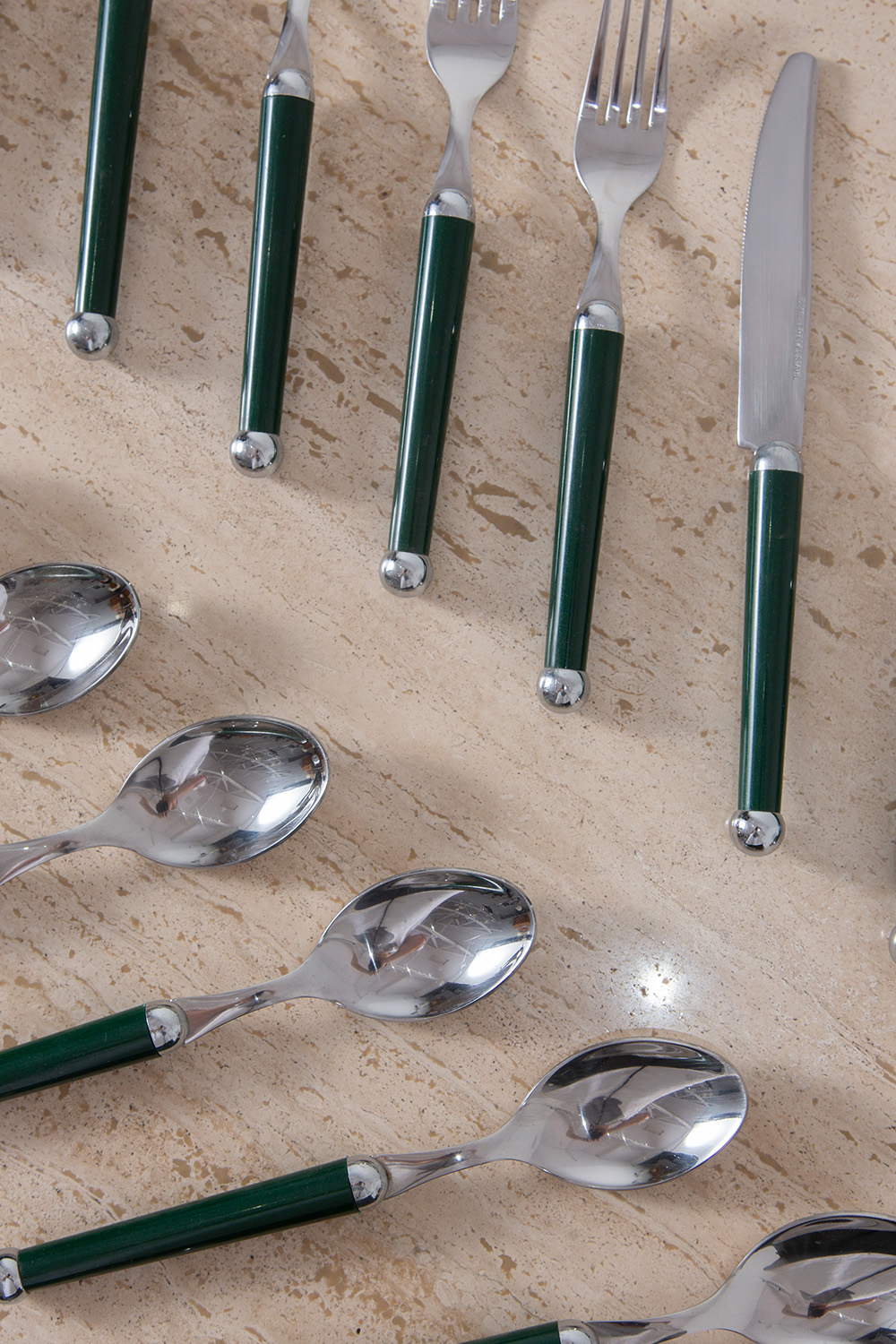 Cutlery Set in Stainless and Steel