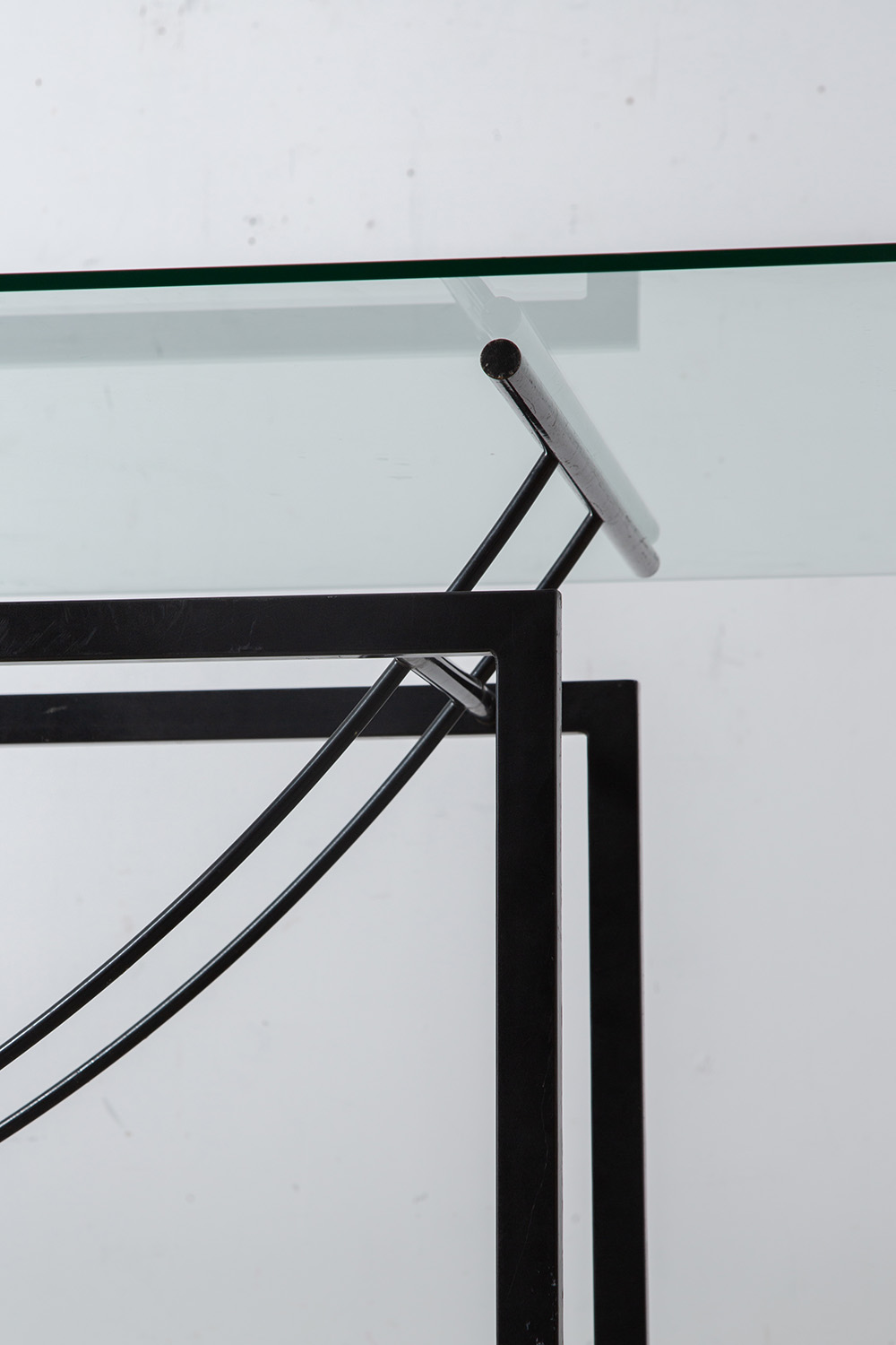 Sculptural Geometric Dining Table in Mable , Glass and Metal