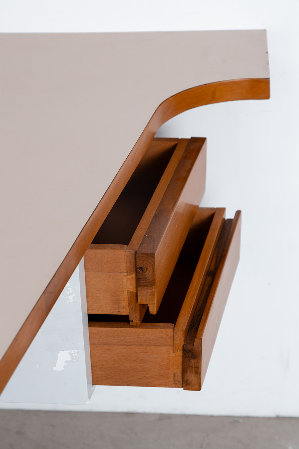 Corner Wall Desk by Vittorio Dassi in Steel and Wood