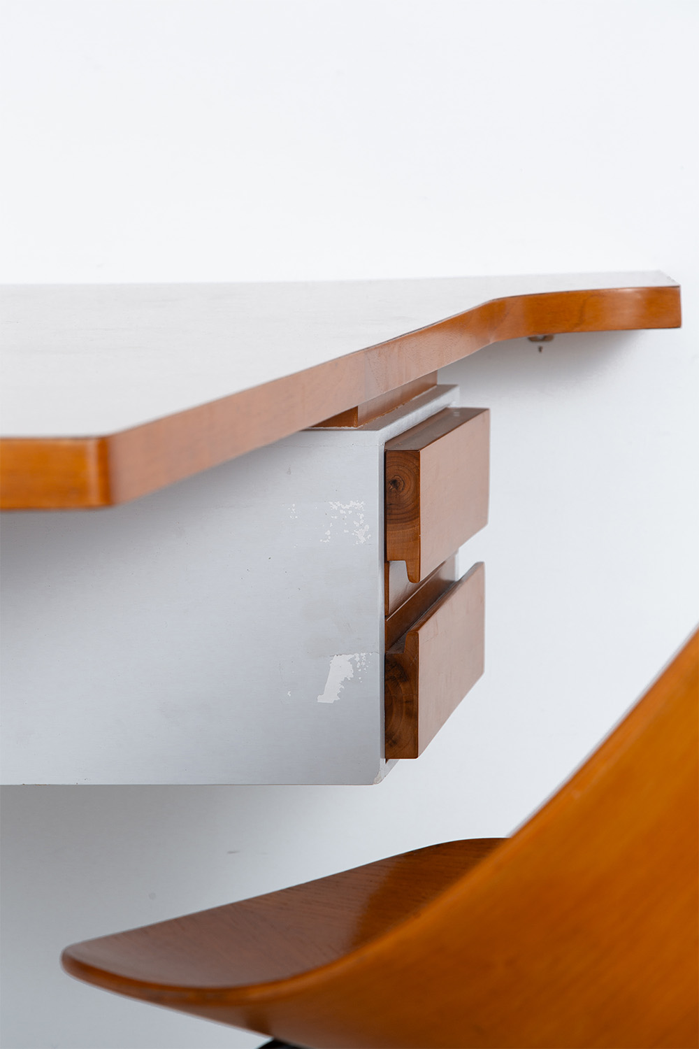 Corner Wall Desk by Vittorio Dassi in Steel and Wood