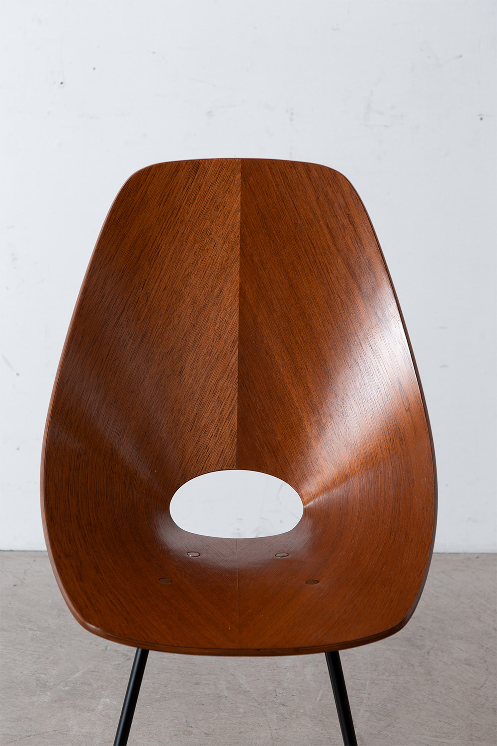 ‘Medea’ Chair by Vittorio Nobili for Medea in Mahogany and Steel