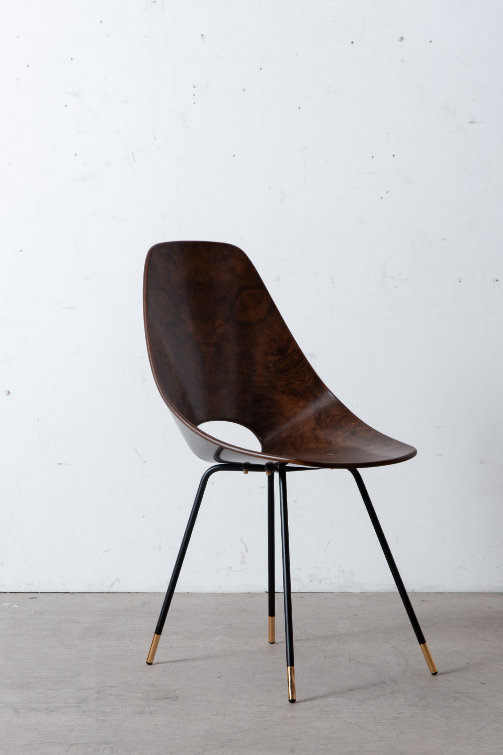 ‘Medea’ Chair by Vittorio Nobili for Medea in Briar Walnut , Steel and Gold Metal