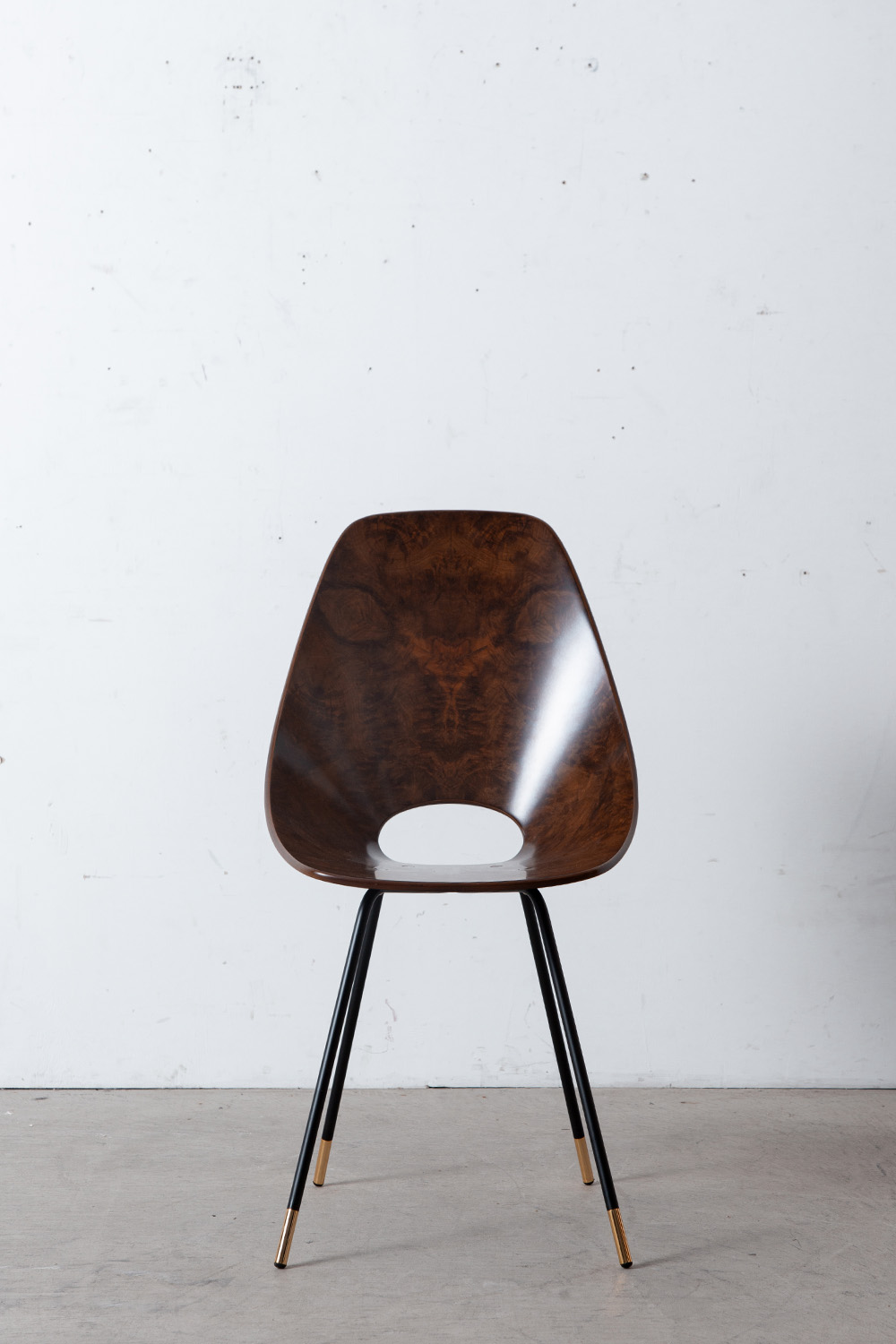 ‘Medea’ Chair by Vittorio Nobili for Medea in Briar Walnut , Steel and Gold Metal