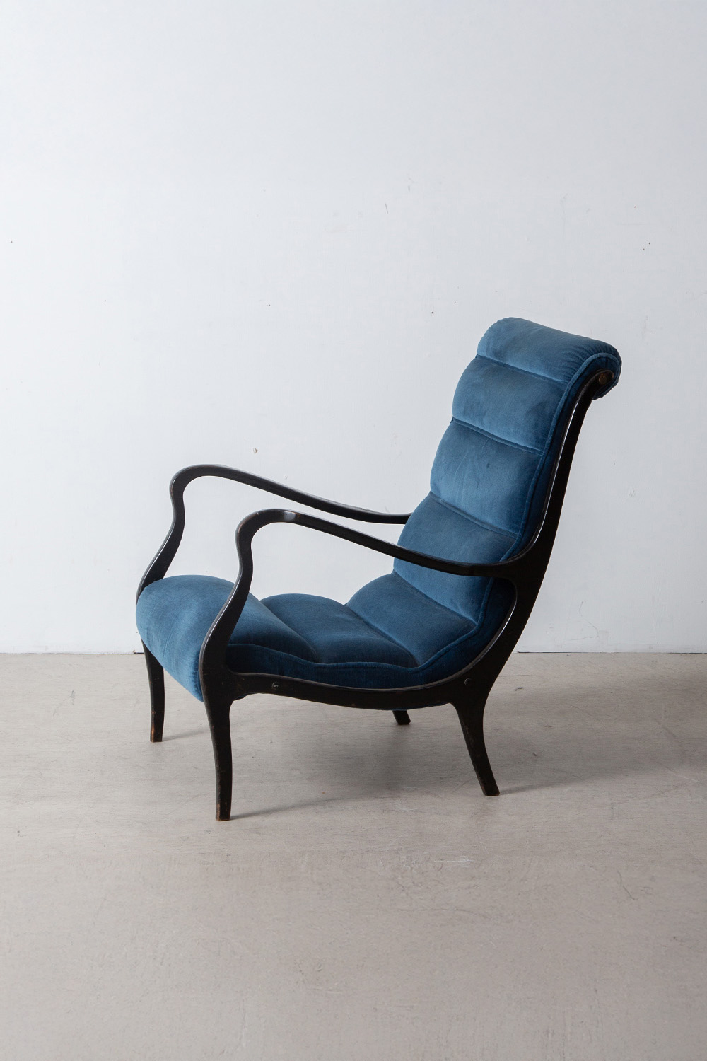 ‘Mitzi’ Chair by Ezio Longhi for Elam in Wood and Blue