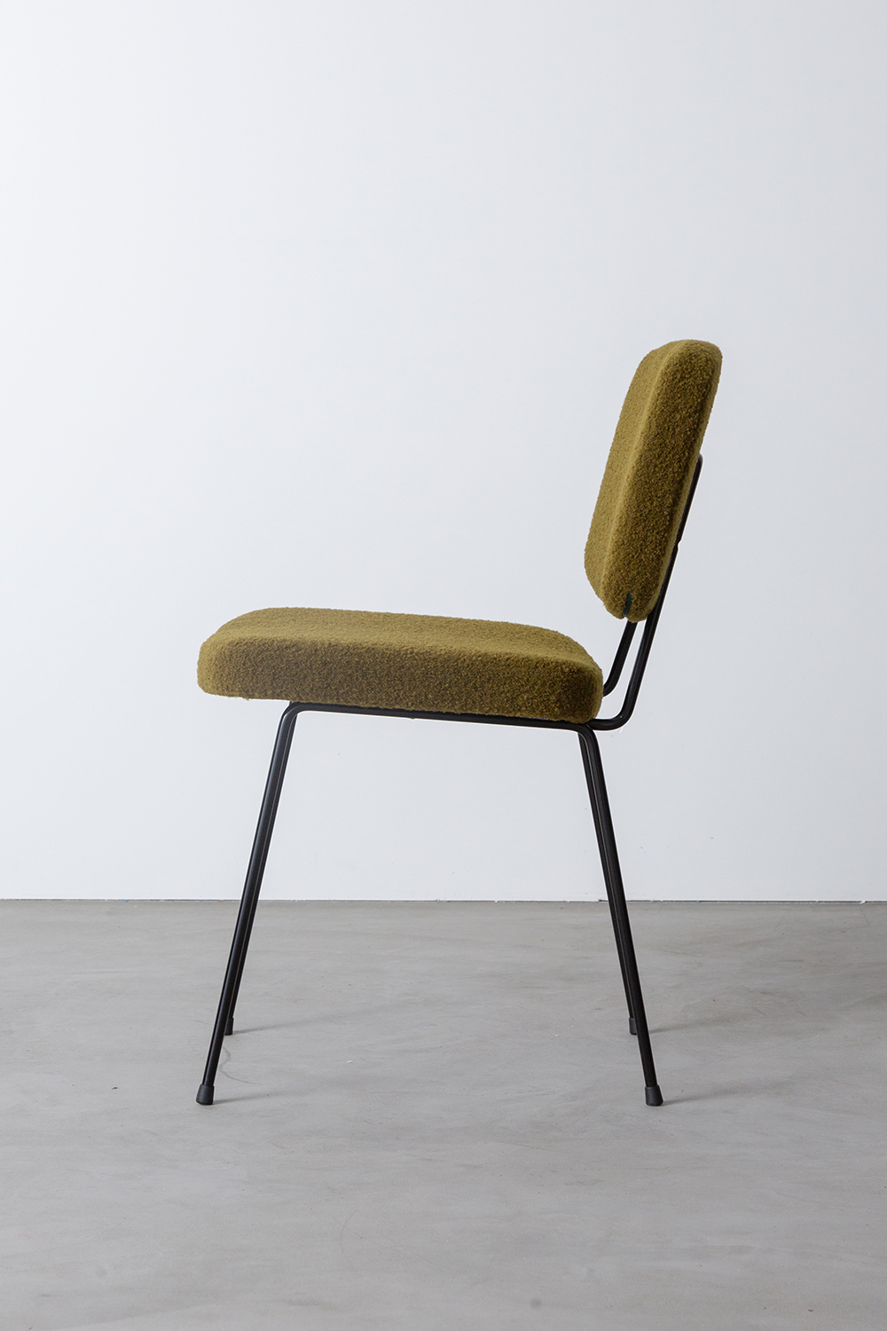 Moulin Chair,Pierre Paulin,ムーランチェア,ピエール・ポラン,清澄白河,topso,stoop,Antique,Vintage,Interior Design,France,Netherlands,アンティーク,ビンテージ,ヴィンテージ,家具,雑貨,インテリア,店舗什器,設計,インテリアデザイン,内装,什器,店舗設計,ギャラリー,デザイナーズ家具,ショールーム