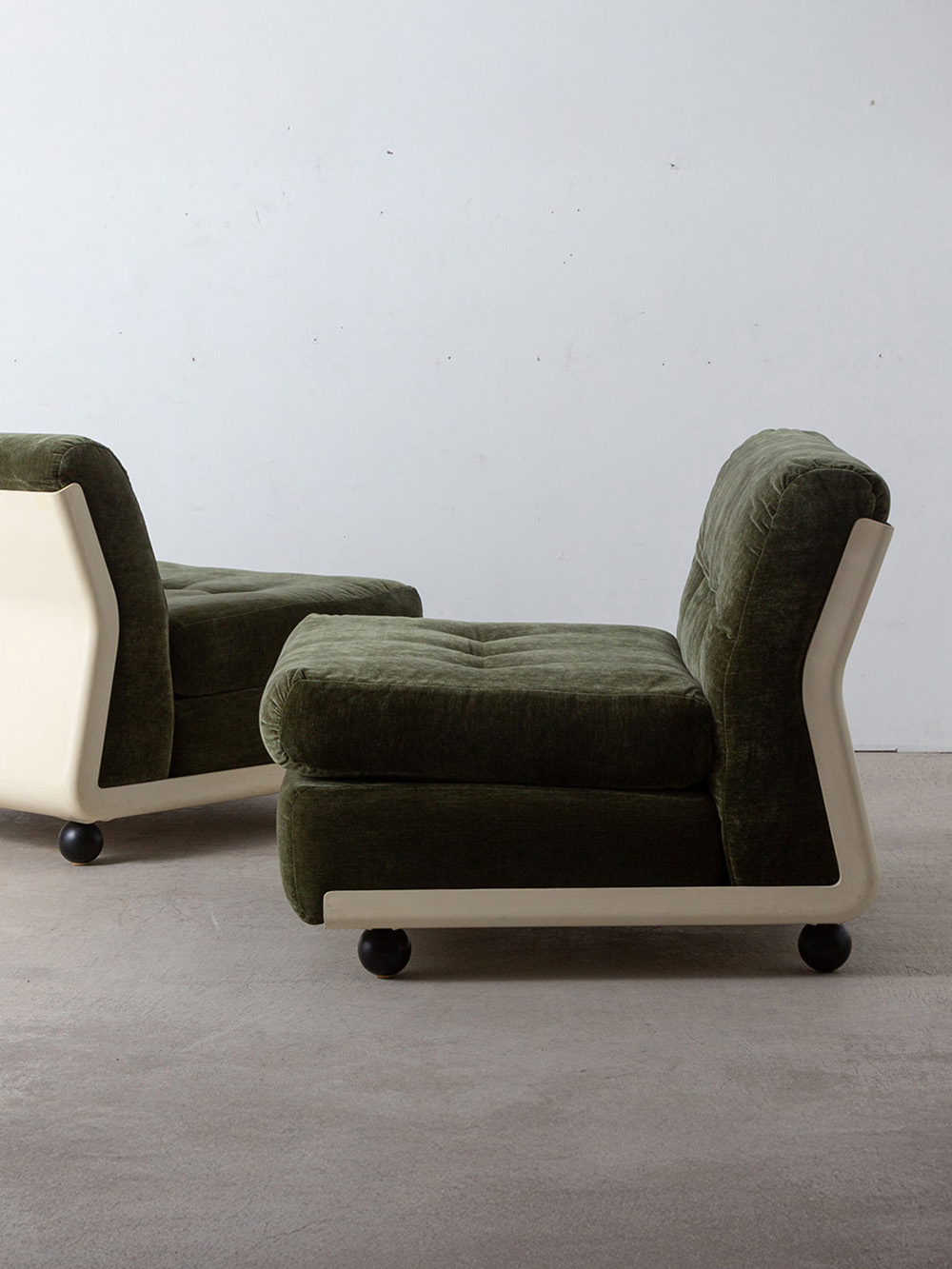 ‘Amanta’ Modular Sofa by Mario Bellini for C&B ITALY in Green and White