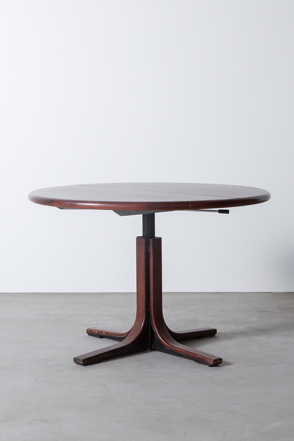 Osvaldo Borsani Style Adjustable Dining Table in Wood