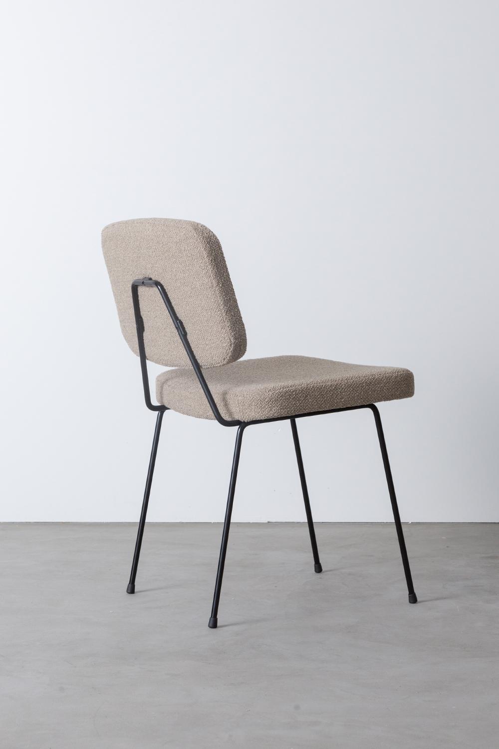 Moulin Chair,Pierre Paulin,ムーランチェア,ピエール・ポラン,清澄白河,topso,stoop,Antique,Vintage,Interior Design,France,Netherlands,アンティーク,ビンテージ,ヴィンテージ,家具,雑貨,インテリア,店舗什器,設計,インテリアデザイン,内装,什器,店舗設計,ギャラリー,デザイナーズ家具,ショールーム