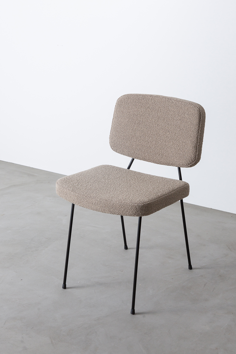 Moulin Chair,Pierre Paulin,ムーランチェア,ピエール・ポラン,清澄白河,topso,stoop,Antique,Vintage,Interior Design,France,Netherlands,アンティーク,ビンテージ,ヴィンテージ,家具,雑貨,インテリア,店舗什器,設計,インテリアデザイン,内装,什器,店舗設計,ギャラリー,デザイナーズ家具,ショールーム