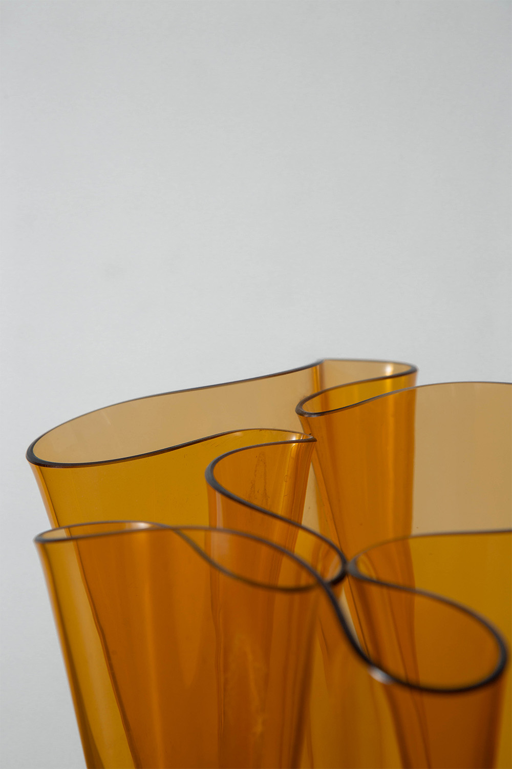 ‘Cartoccio’ Flower Vase by Pietro Chiesa for FontanaArte in Glass