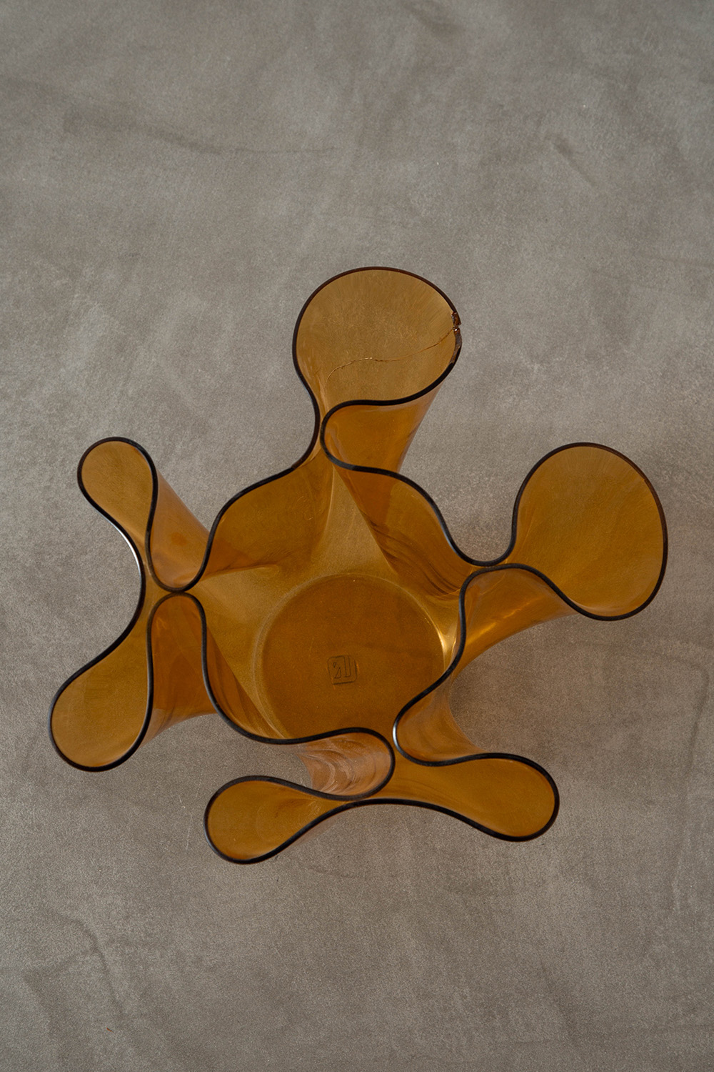 ‘Cartoccio’ Flower Vase by Pietro Chiesa for FontanaArte in Glass