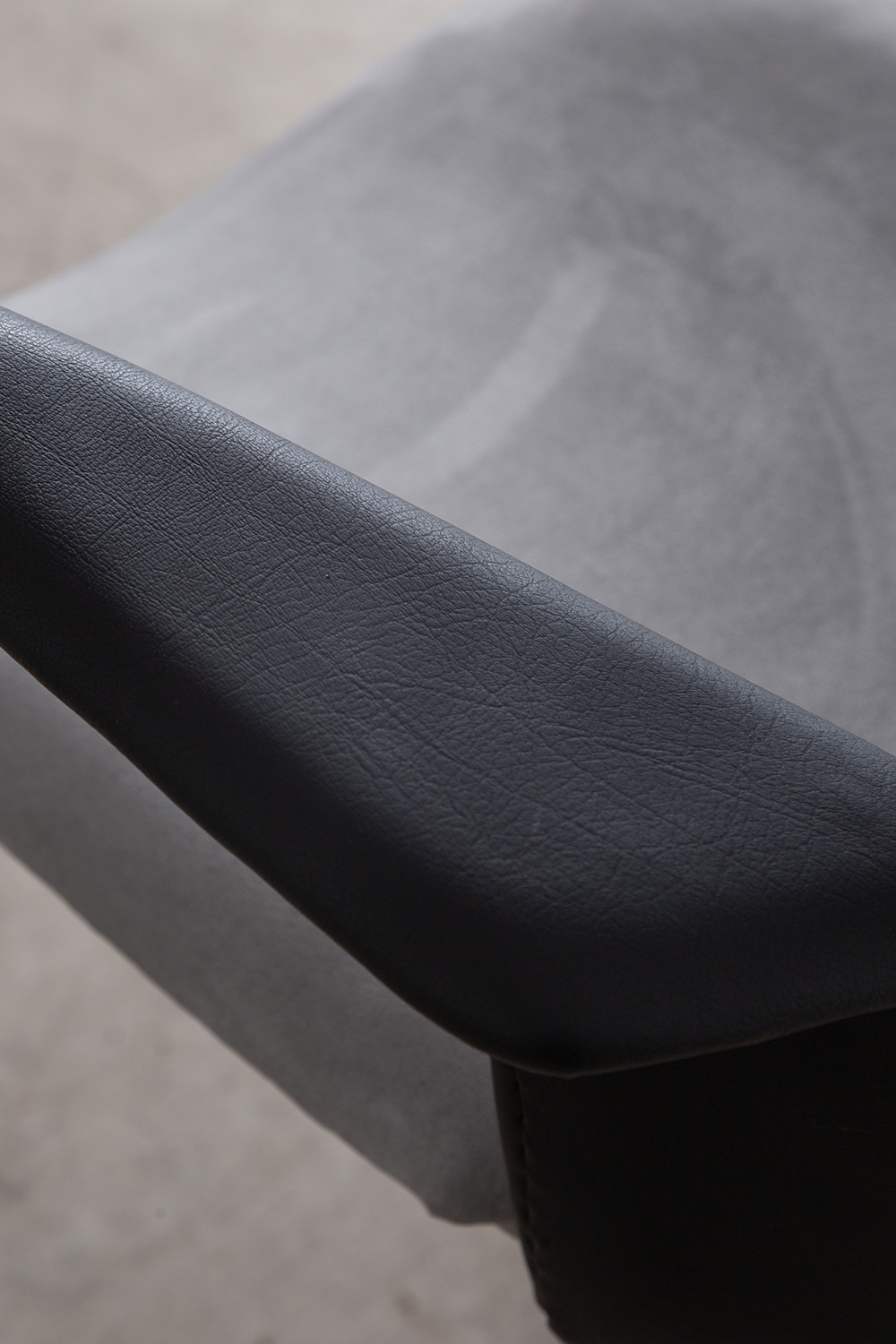 ‘Du 20’ Arm Chair by Gastone Rinaldi for RIMA in Metal , Leather and Fabric