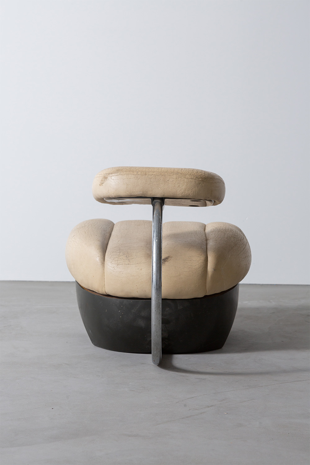 ‘Primate’ Kneeling Stool by Achille Castiglioni for Zanotta in Leather , Plastic and Steel