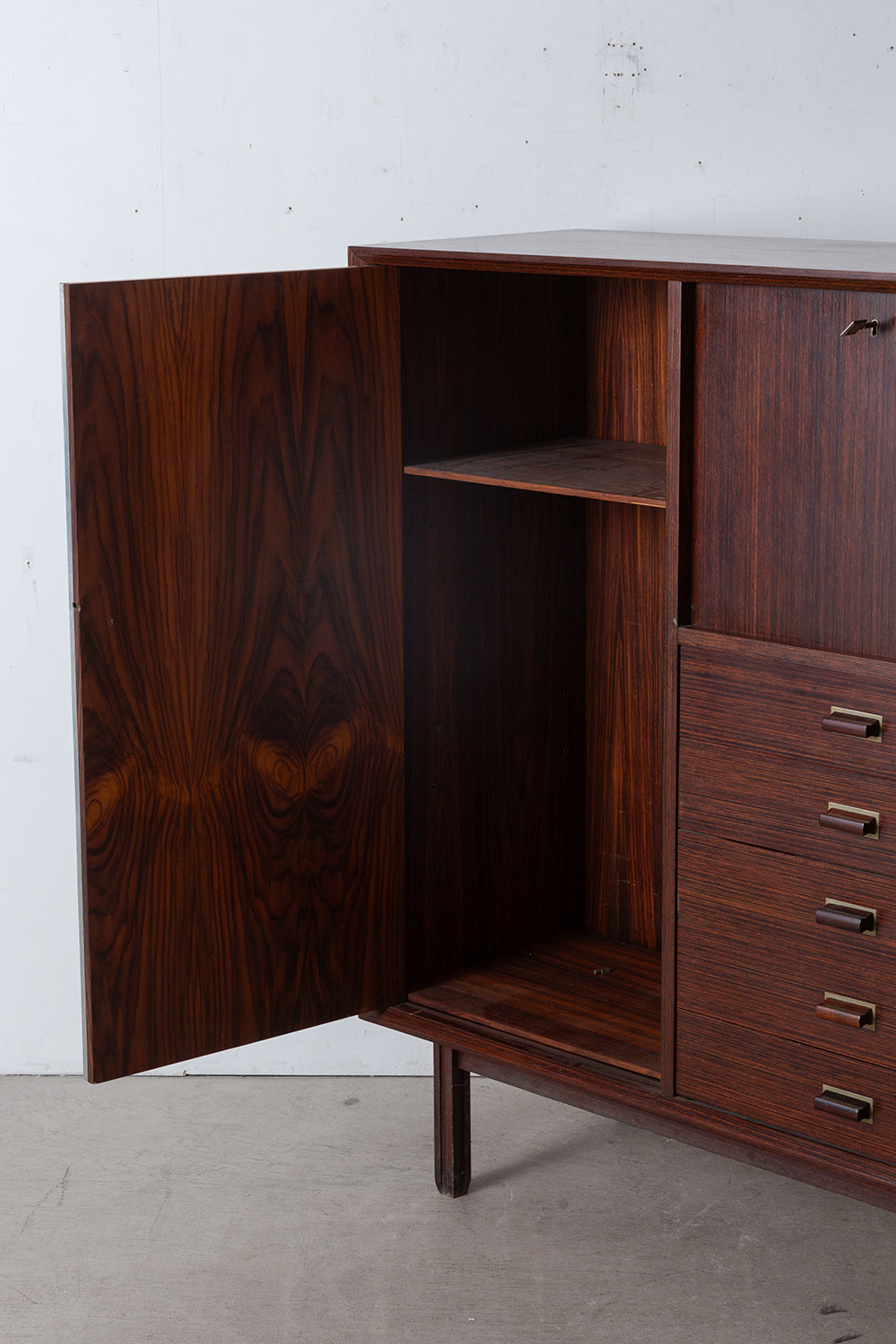 Cabinet for La Permanente Mobili Cantu in Wood and Steel