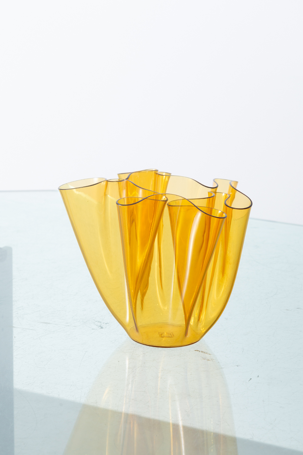 ‘Cartoccio’ Flower Vase by Pietro Chiesa for FontanaArte in Glass