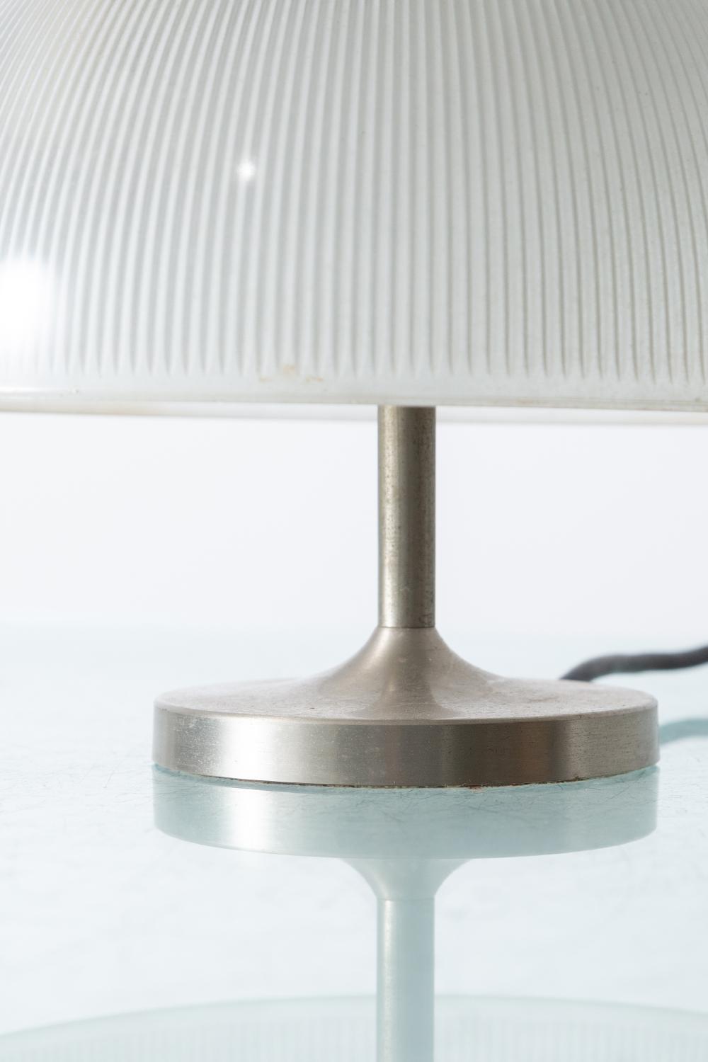 Alfetta desk lamp by Sergio Mazza for Artemide in Glass and  Nickel brass