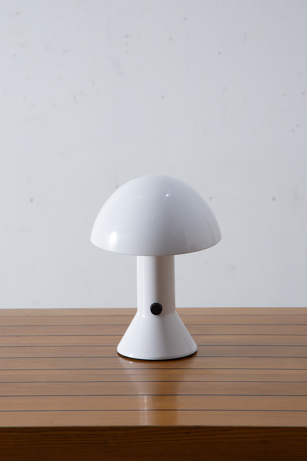 ELMETTO Table Lamp by Elio Martinelli for Martinelli Luce in White