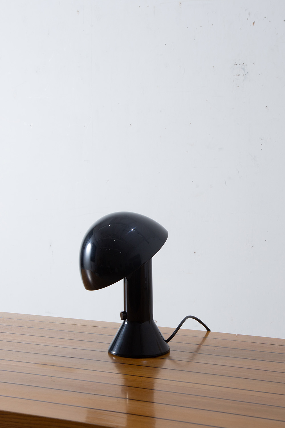 ELMETTO Table Lamp by Elio Martinelli for Martinelli Luce in Black