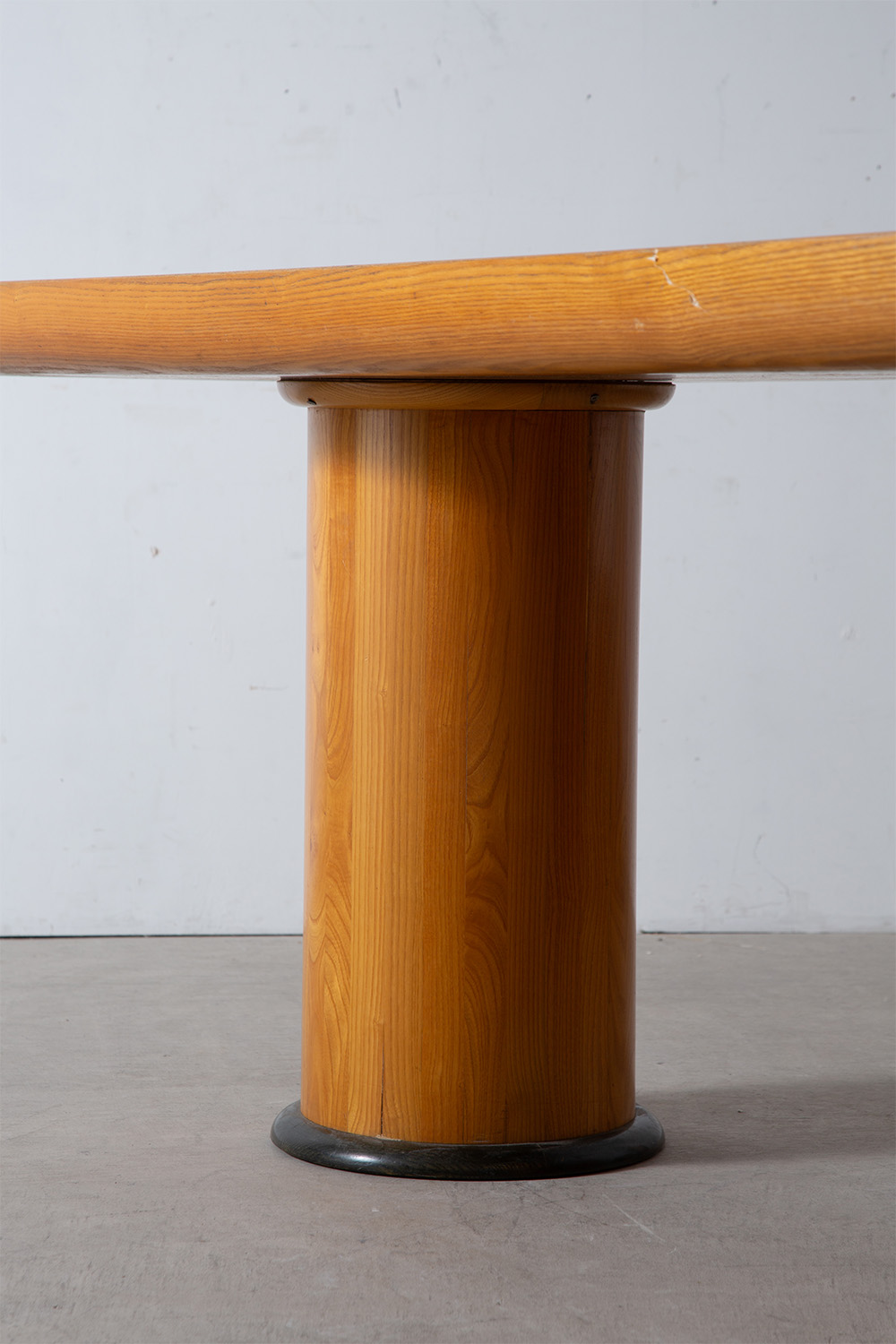 Dining Table in Wood and Black