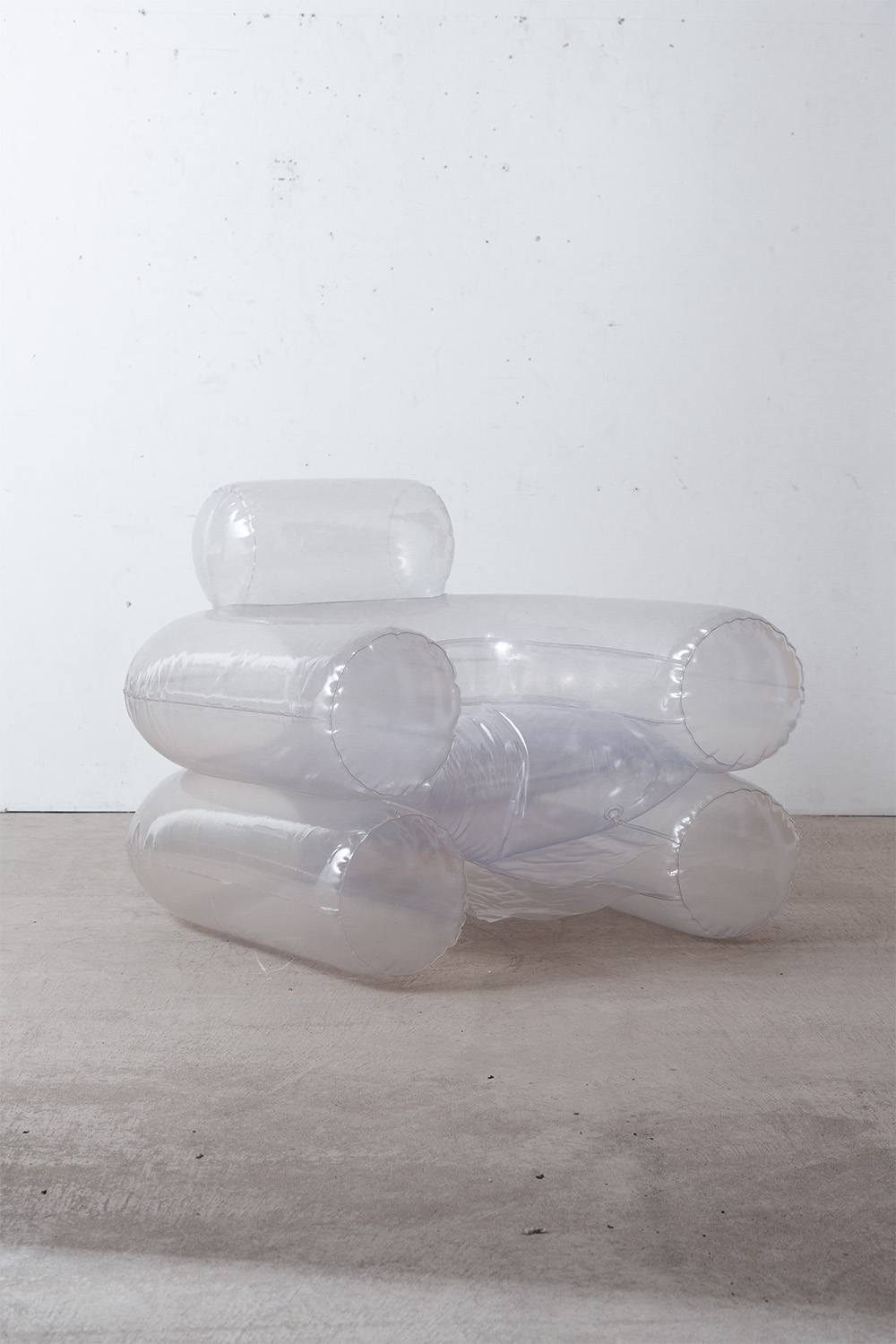 ‘Blow’ Armchair by Jonathan De Pas , Donato D’urbino and Paolo Lomazzi  for Zanotta in PVC