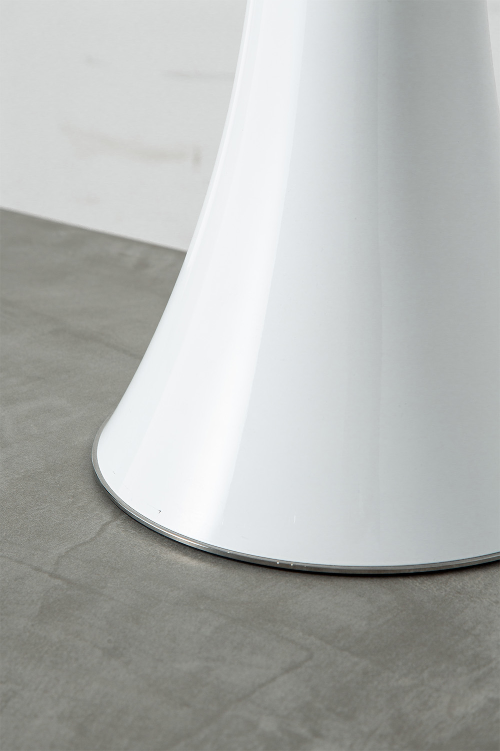 Gae Aulenti,ガエ・アウレンティ,PIPISTRELLO,ピピステレッロ,テーブルランプ,清澄白河,Antique,Vintage,Interior Design,アンティーク,ビンテージ,ヴィンテージ,家具,雑貨,インテリア,店舗什器,設計,インテリアデザイン,内装,什器,店舗設計,ギャラリー,デザイナーズ家具,ショールーム